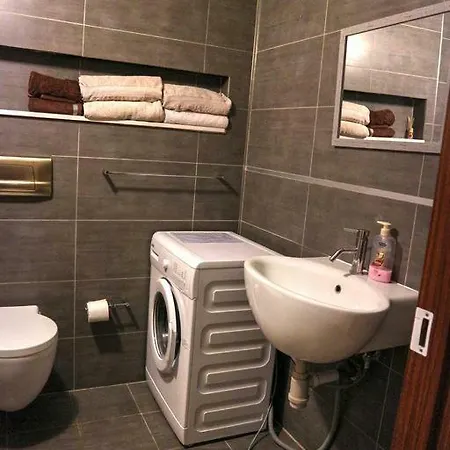 Flat 1 Surfline Apartment