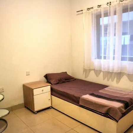 Apartment Flat 1 Surfline
